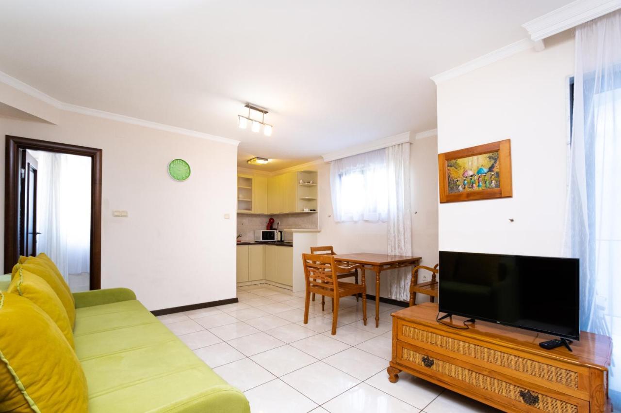 Apart-Hotel Villa Lav Nova Pec Bagian luar foto
