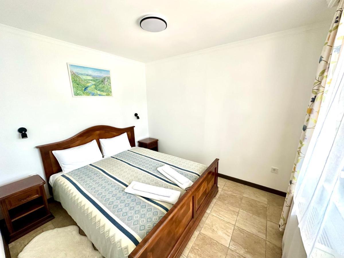 Apart-Hotel Villa Lav Nova Pec Bagian luar foto