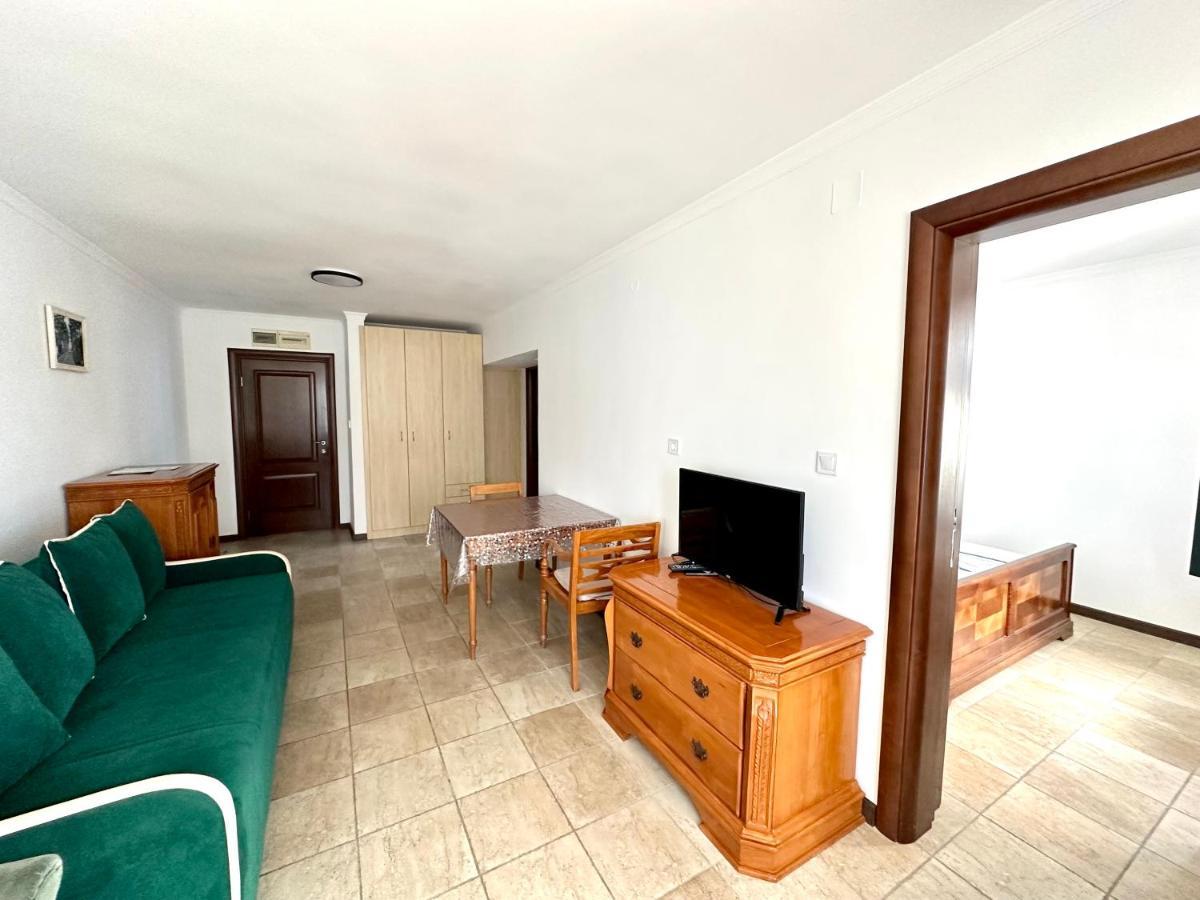 Apart-Hotel Villa Lav Nova Pec Bagian luar foto