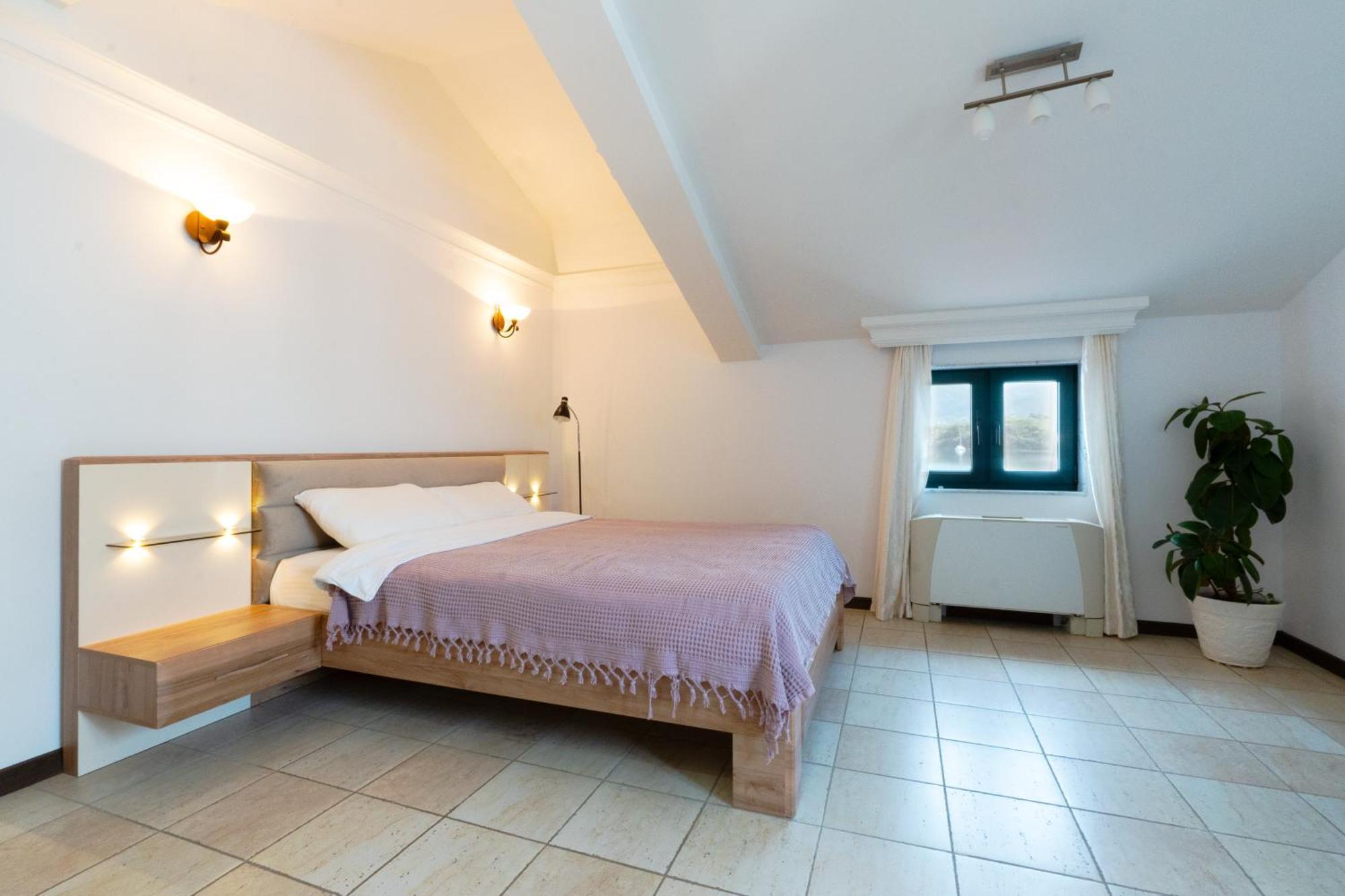 Apart-Hotel Villa Lav Nova Pec Bagian luar foto