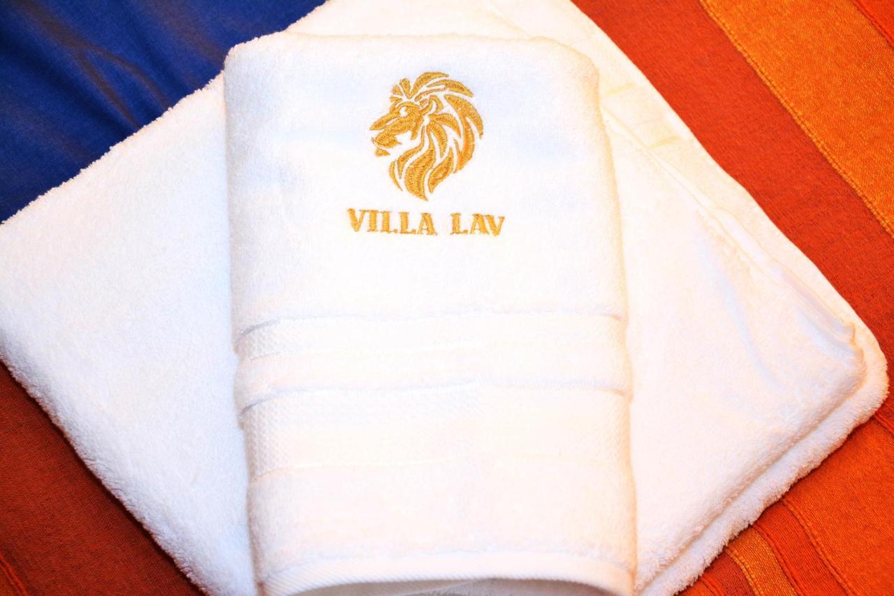 Apart-Hotel Villa Lav Nova Pec Bagian luar foto